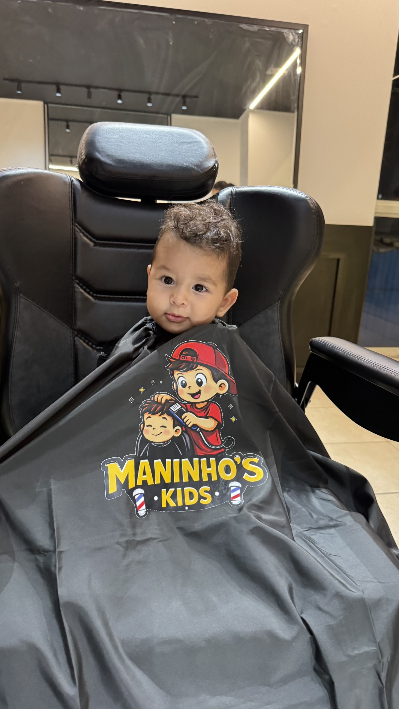Corte infantil na Maninho's Kids